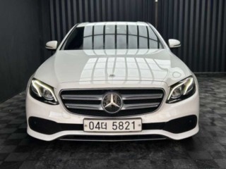 벤츠 E300 4MATIC 익스클루시브 중고차 매물 사진