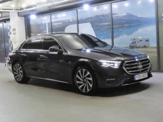 벤츠 E300 4MATIC 익스클루시브 중고차 매물 사진