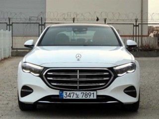 벤츠 E300 4MATIC 익스클루시브 중고차 매물 사진